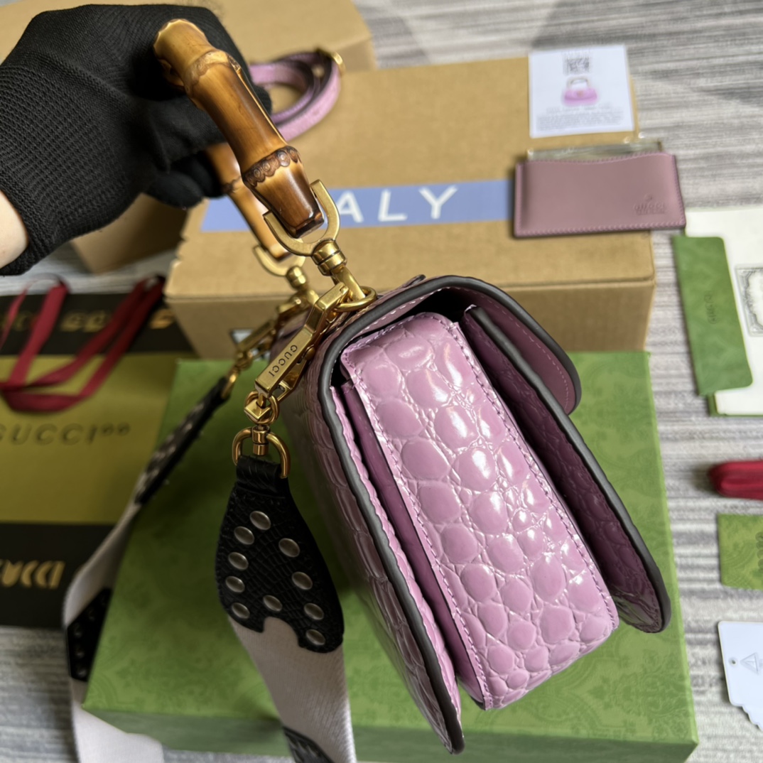Gucci Satchel Bags